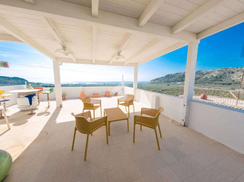 appartamento in vendita a Mattinata