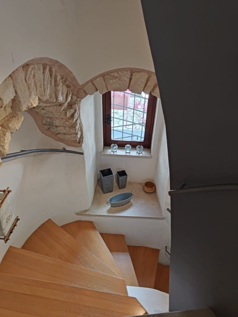 casa indipendente in vendita a Mattinata