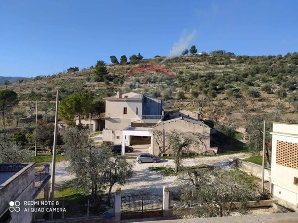 casale in vendita a Mattinata