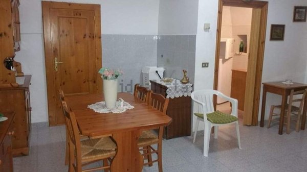 casa indipendente in vendita a Mattinata