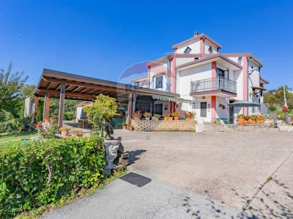 negozio in vendita a Monteleone di Puglia