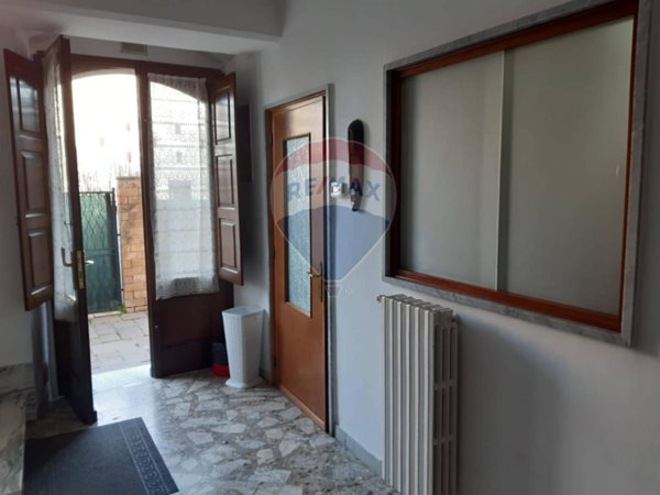 casa indipendente in vendita a Monteleone di Puglia