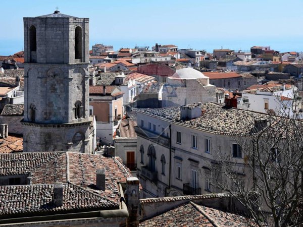 negozio in vendita a Monte Sant'Angelo