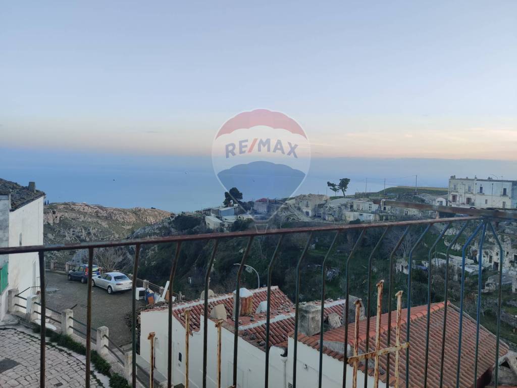 casa indipendente in vendita a Monte Sant'Angelo