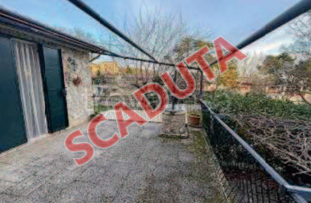 casa indipendente in vendita a Monte Sant'Angelo in zona Ruggiano