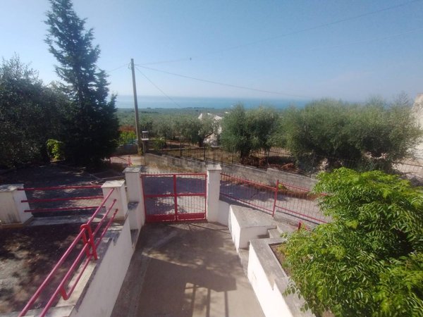 casa indipendente in vendita a Monte Sant'Angelo