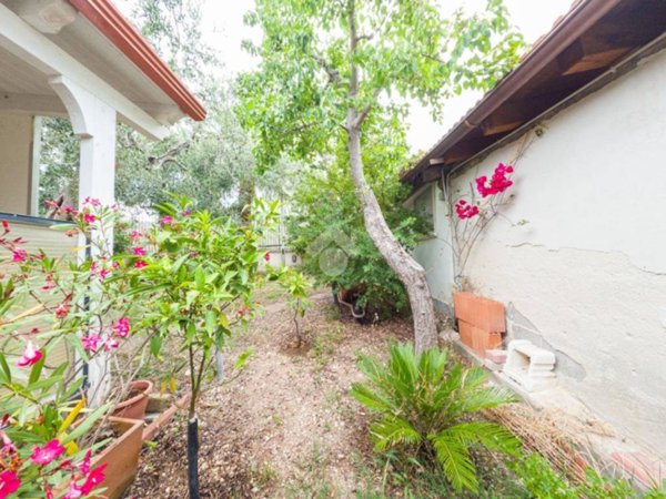 casa indipendente in vendita a Monte Sant'Angelo