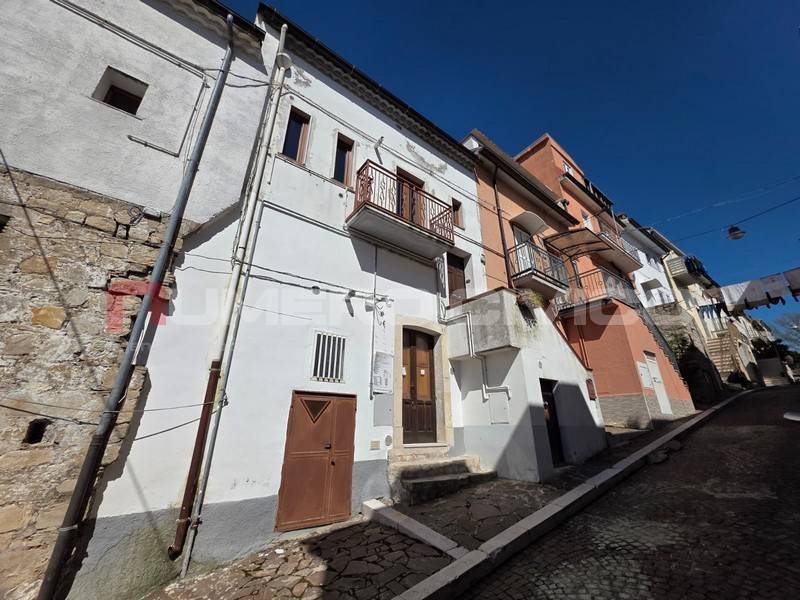 appartamento in vendita ad Orsara di Puglia