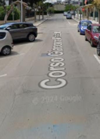 negozio in vendita ad Orta Nova