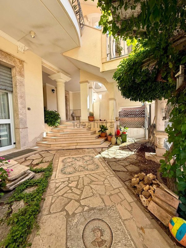 casa indipendente in vendita ad Orta Nova