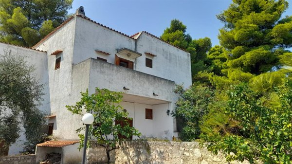 casa indipendente in vendita a Peschici