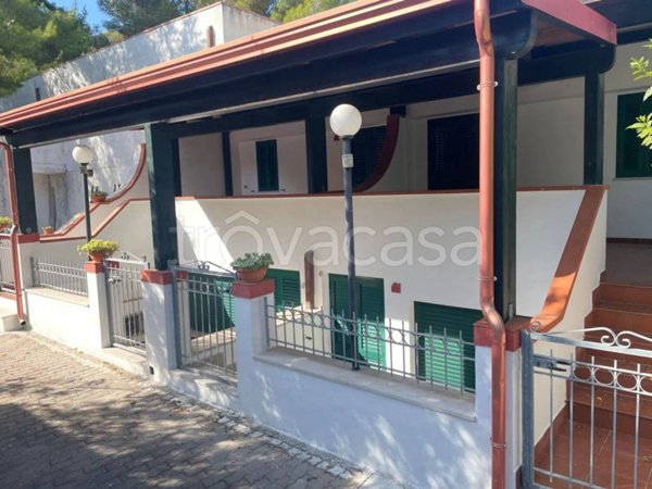casa indipendente in vendita a Peschici