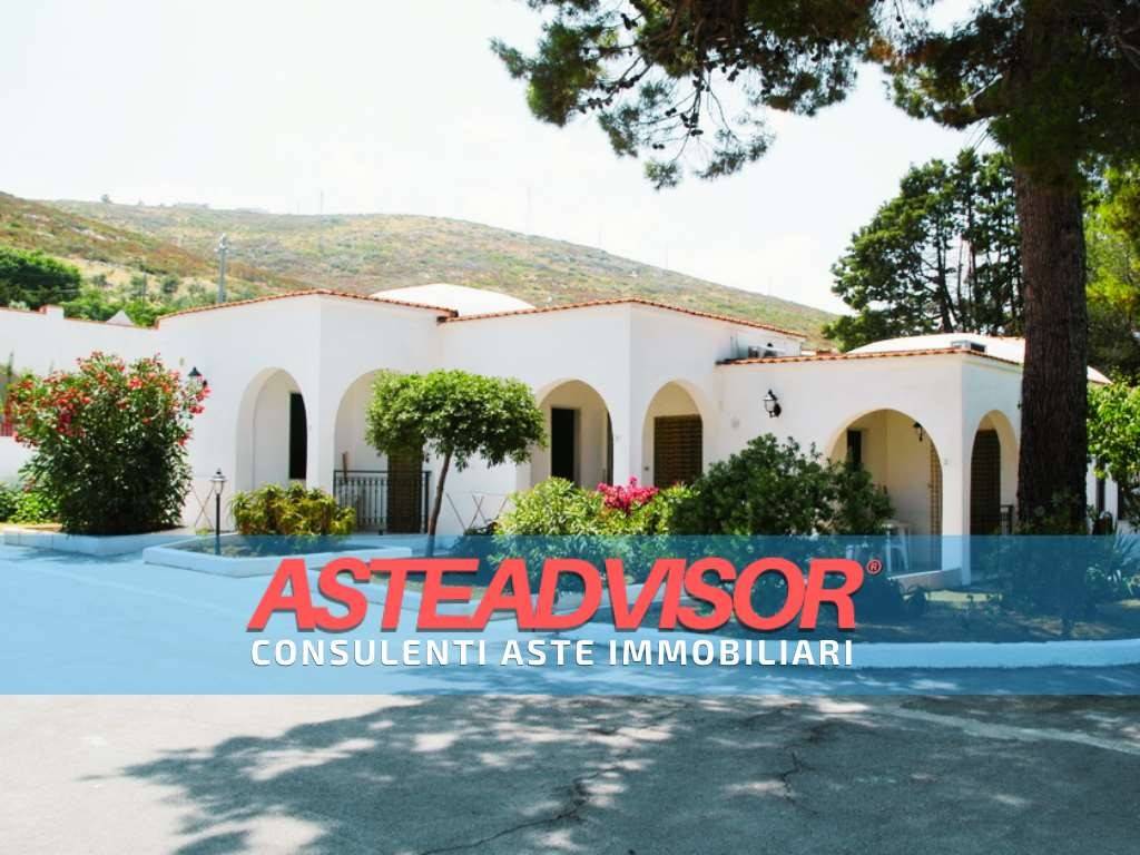 negozio in vendita a Peschici in zona San Nicola