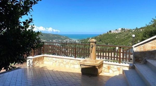 appartamento in vendita a Peschici in zona San Nicola
