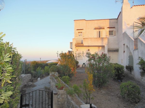 casa indipendente in vendita a Peschici