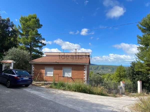 casa indipendente in vendita a Peschici