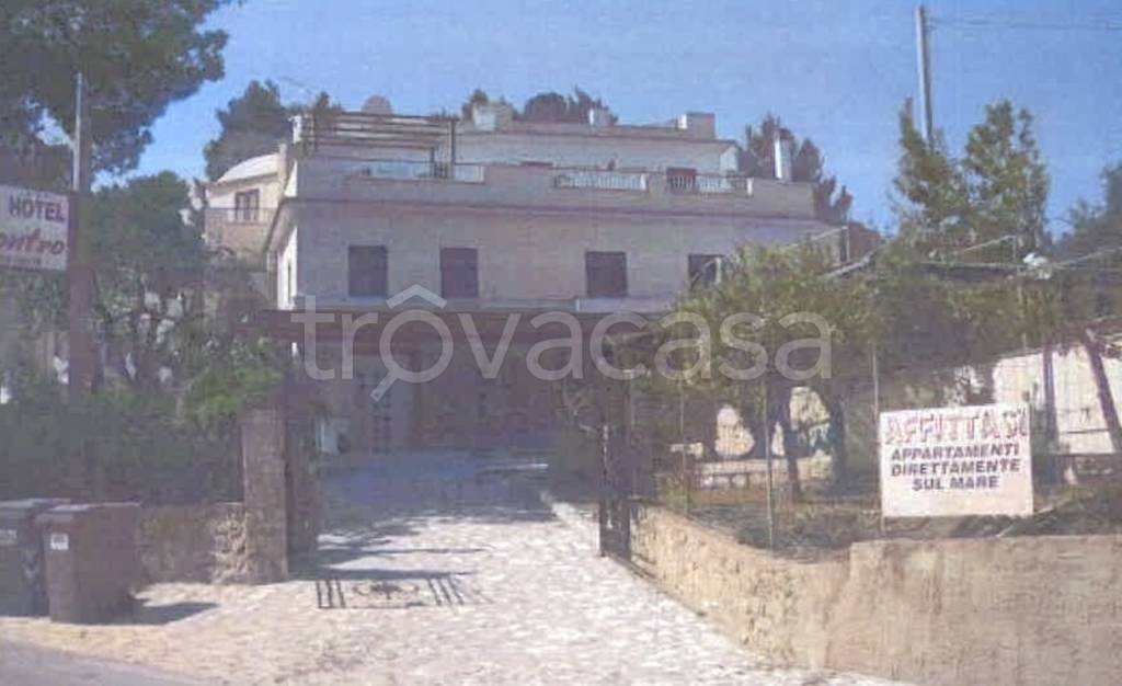 negozio in vendita a Peschici