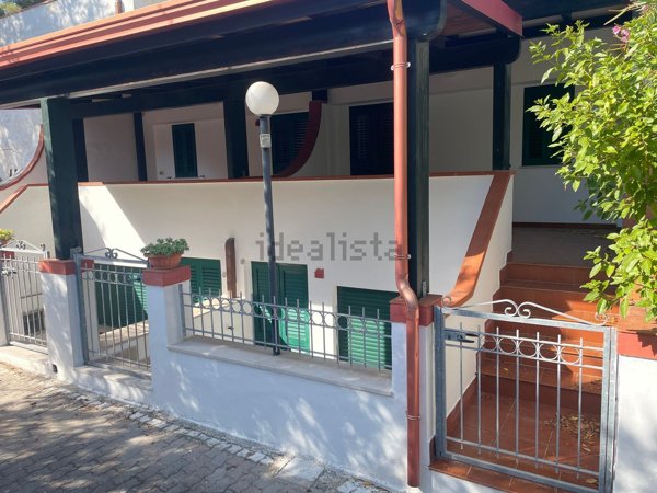 casa indipendente in vendita a Peschici