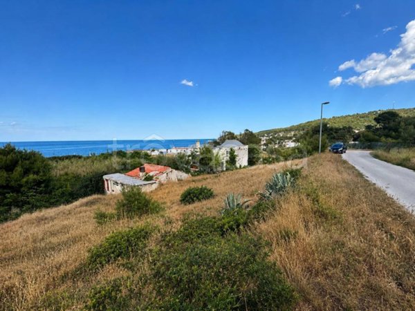 casa indipendente in vendita a Peschici in zona Manaccora