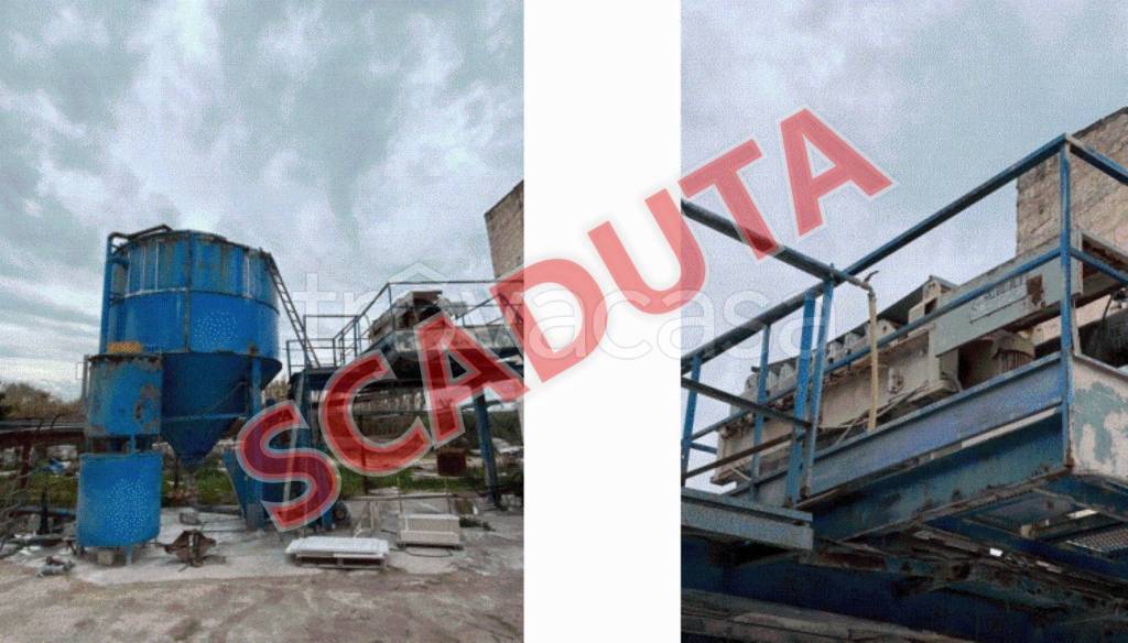 locale commerciale in vendita a Poggio Imperiale