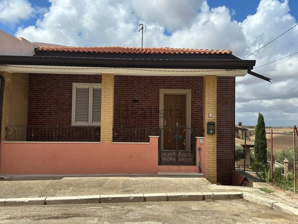 esavano in vendita a Poggio Imperiale