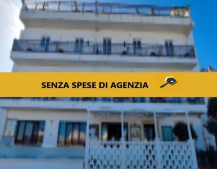 negozio in vendita a Rodi Garganico