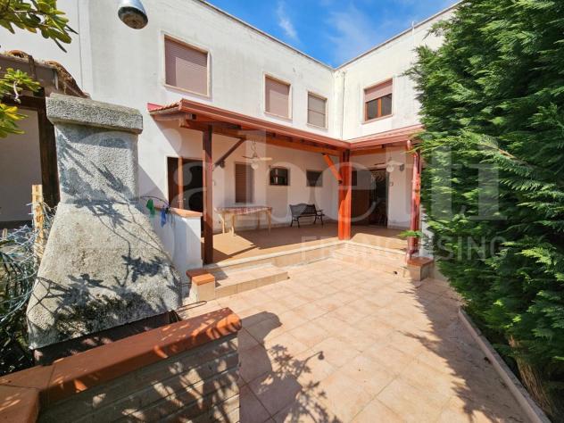 casa indipendente in vendita a Rodi Garganico in zona Lido del Sole