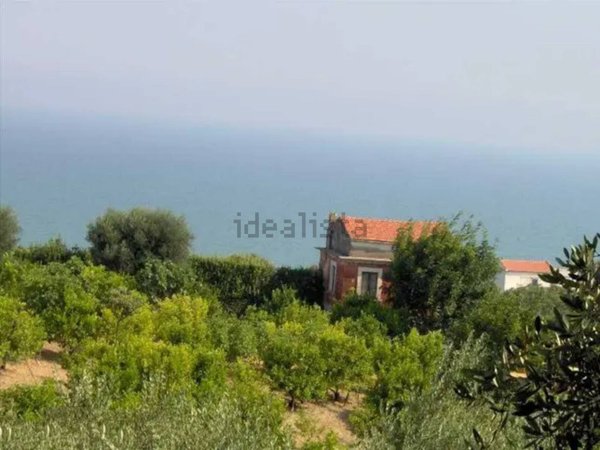 casale in vendita a Rodi Garganico in zona Lido del Sole