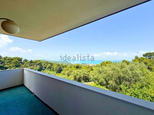 casa indipendente in vendita a Rodi Garganico