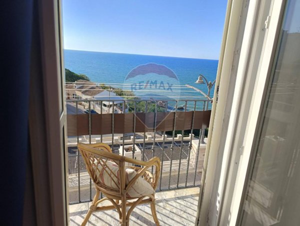 casa indipendente in vendita a Rodi Garganico
