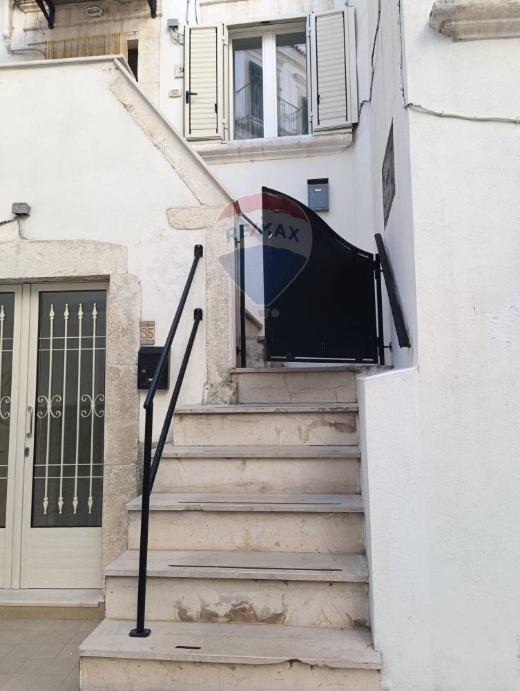 casa indipendente in vendita a Rodi Garganico