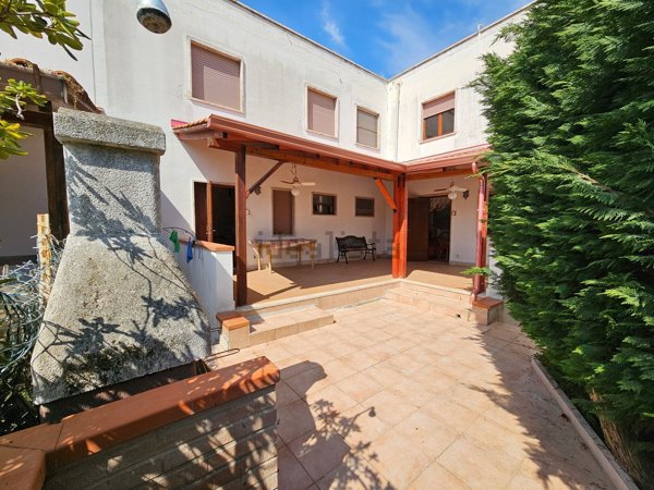casa indipendente in vendita a Rodi Garganico in zona Lido del Sole