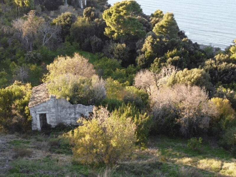 rudere in vendita a Rodi Garganico