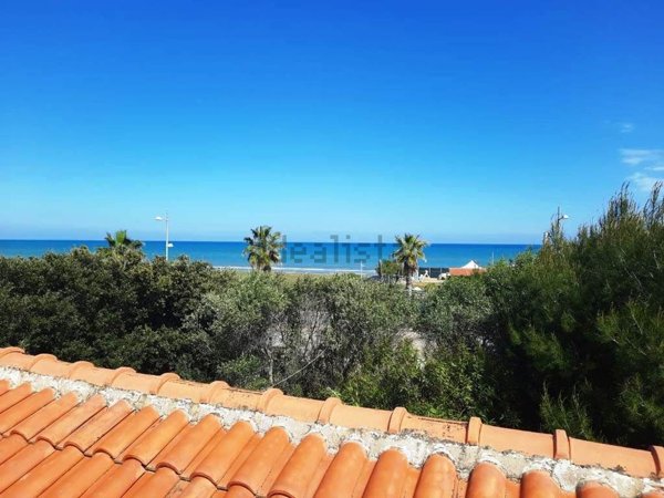 quadrivano in vendita a Rodi Garganico