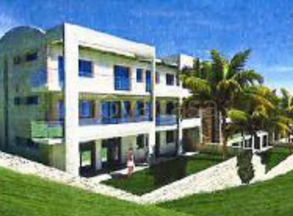 negozio in vendita a Rodi Garganico