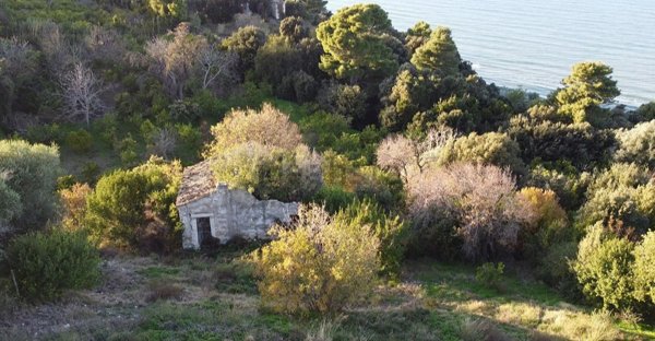 rudere in vendita a Rodi Garganico
