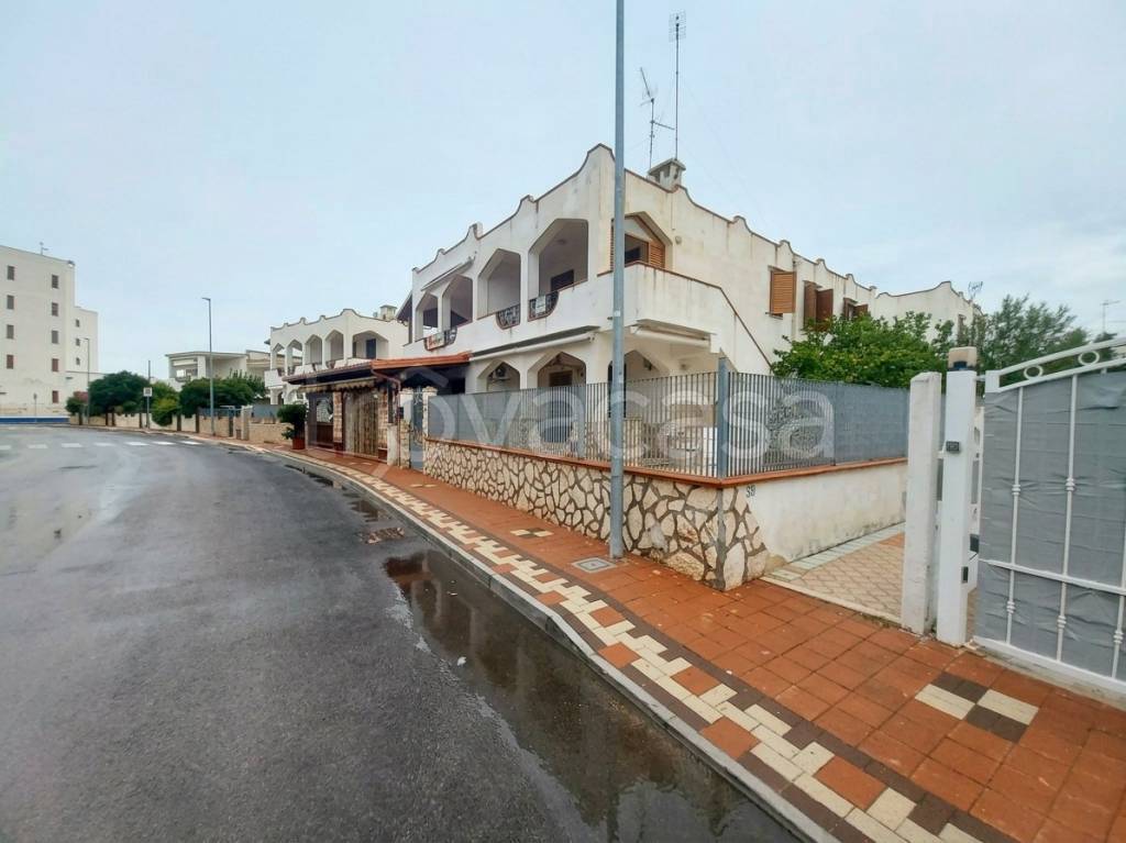 appartamento in vendita a Rodi Garganico in zona Lido del Sole