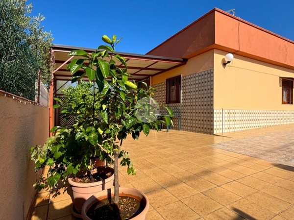 casa indipendente in vendita a San Giovanni Rotondo in zona Matine
