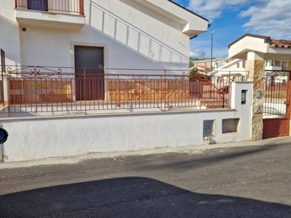 casa indipendente in vendita a San Giovanni Rotondo