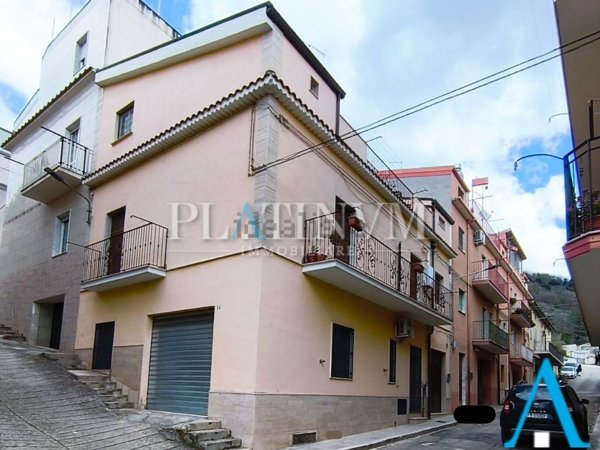 casa indipendente in vendita a San Giovanni Rotondo