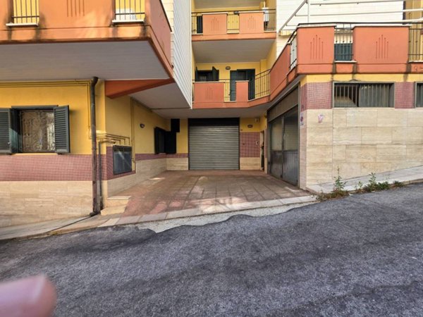 ufficio in vendita a San Giovanni Rotondo