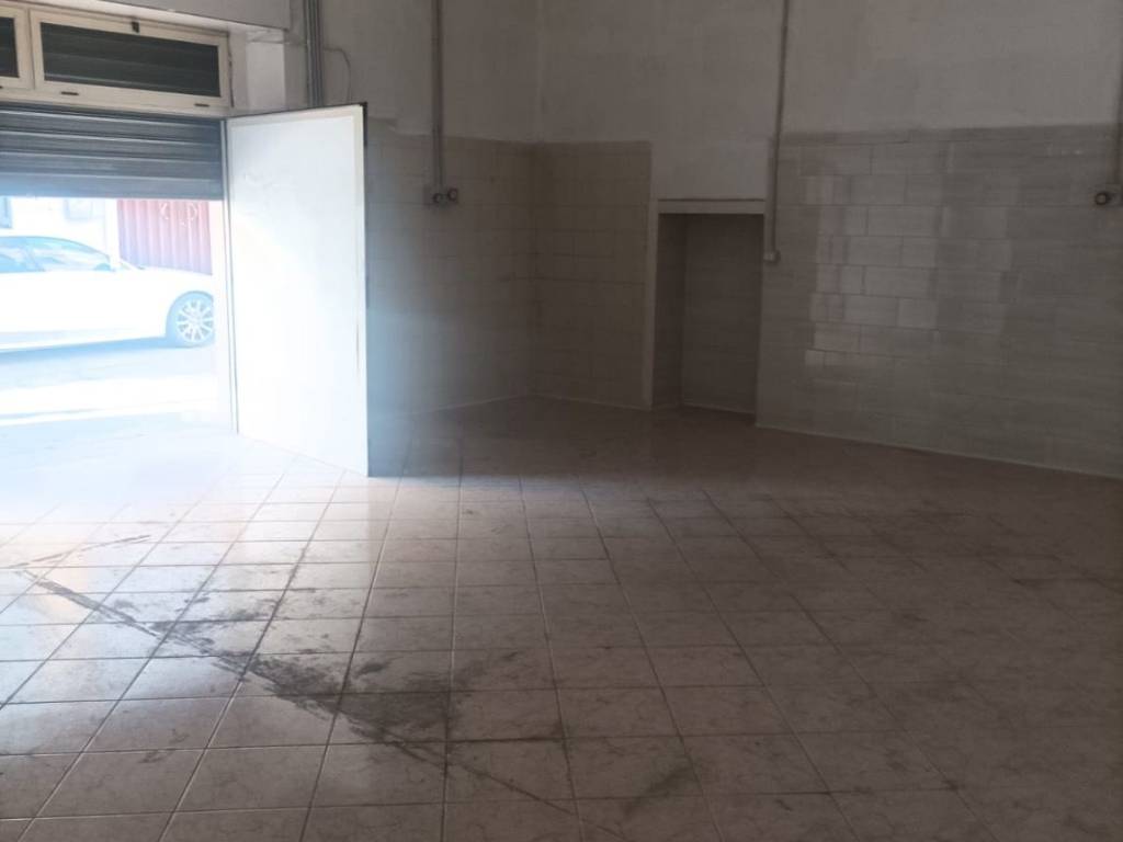 negozio in vendita a San Giovanni Rotondo