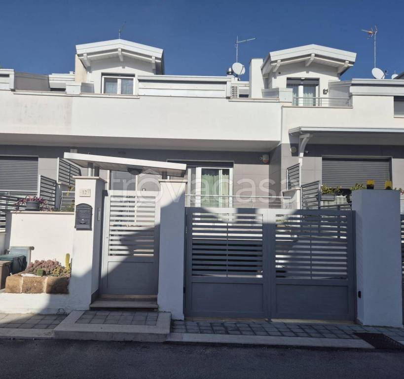 casa indipendente in vendita a San Giovanni Rotondo