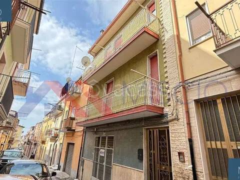 casa indipendente in vendita a San Giovanni Rotondo