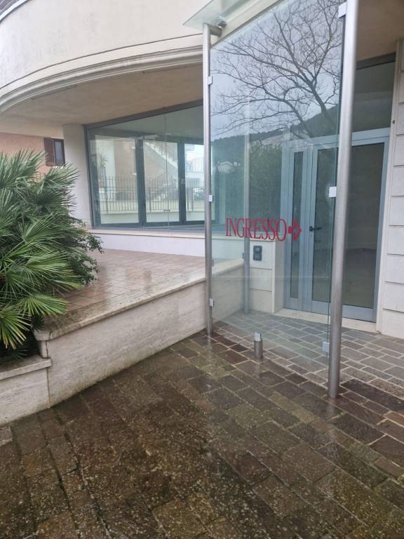 negozio in vendita a San Giovanni Rotondo
