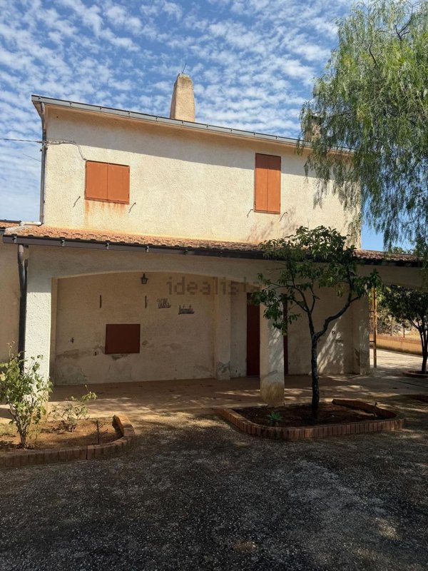 casa indipendente in vendita a San Giovanni Rotondo in zona Matine