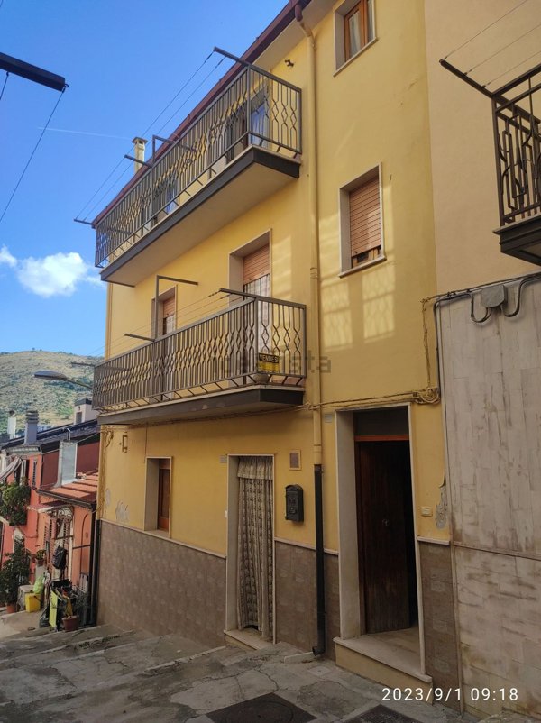 casa indipendente in vendita a San Marco in Lamis