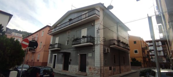 casa indipendente in vendita a San Marco in Lamis