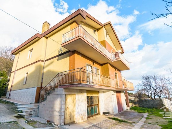 appartamento in vendita a San Marco in Lamis in zona Borgo Celano