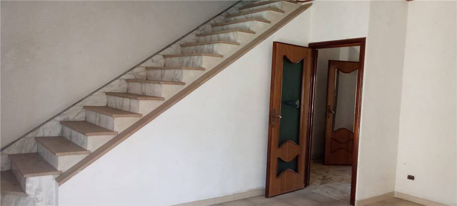 intera palazzina in vendita a San Nicandro Garganico
